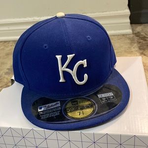 Blue fitted Kansas City royals hat
